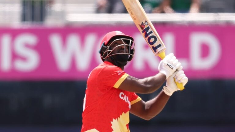 Session Market Betting in IPL: Bet on Session Market Reactions to Player Form Using Online Cricket ID